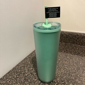 Starbucks 2025 NWT 24oz Mint Green hot & cold tumbler